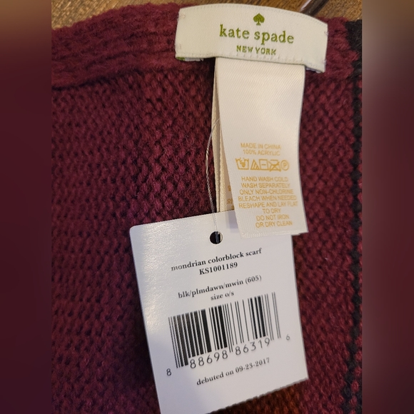 Kate Spade Knit Wide  Scarf Multi Color Holidays Fall, Winter - Picture 5 of 7